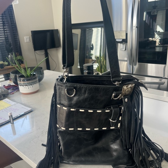 Pure Dixie multiple usage bag! This has many different ways to use this bag! - Picture 2 of 8